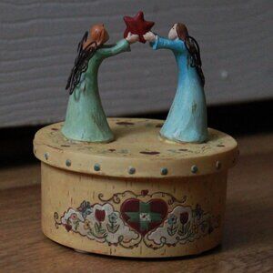 Russ Country Gatherings "Friends Forever" Jewelry Storage